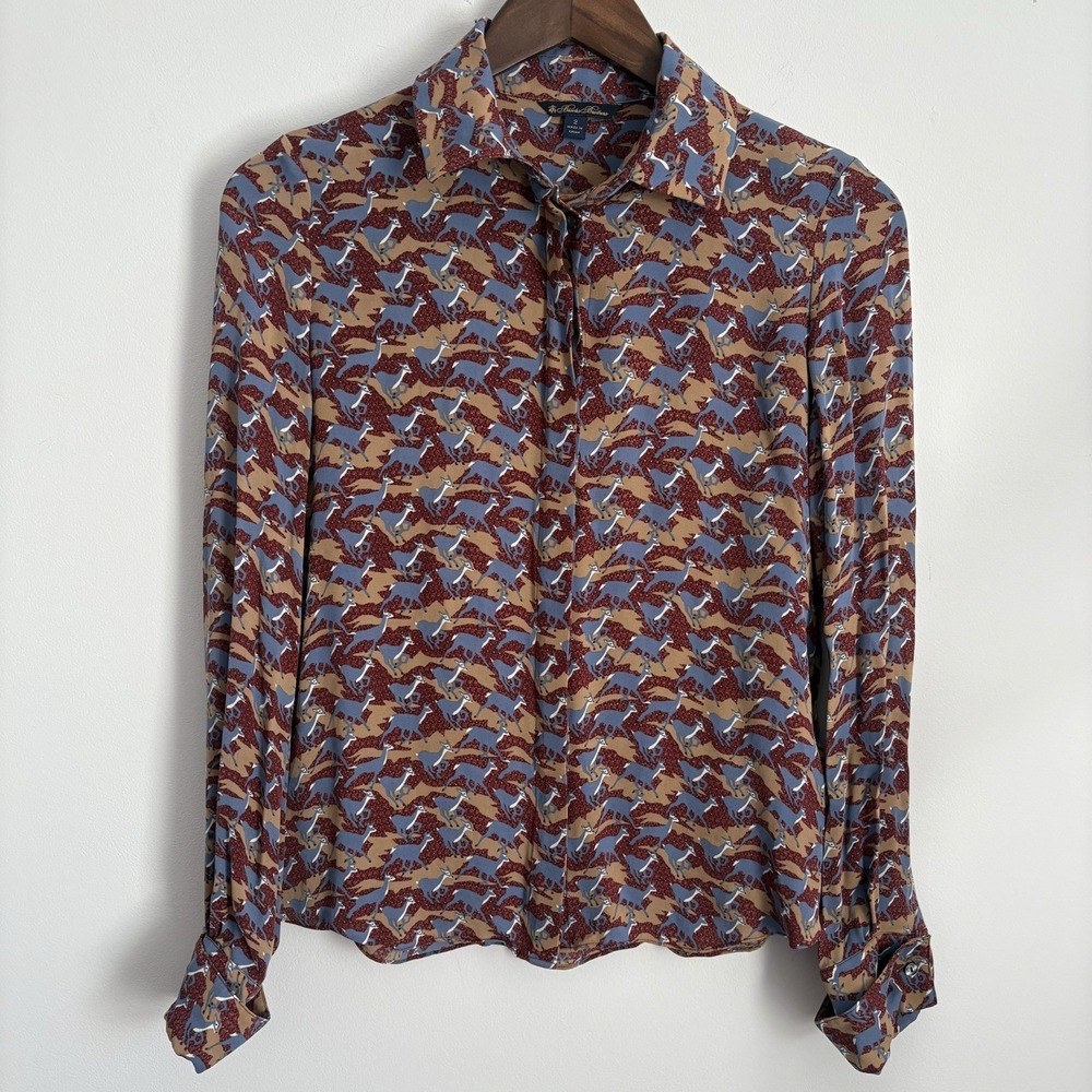 Brooks Brothers Womens Silk Deer Print Button Up Top Blouse Size 2 (XS) Office
